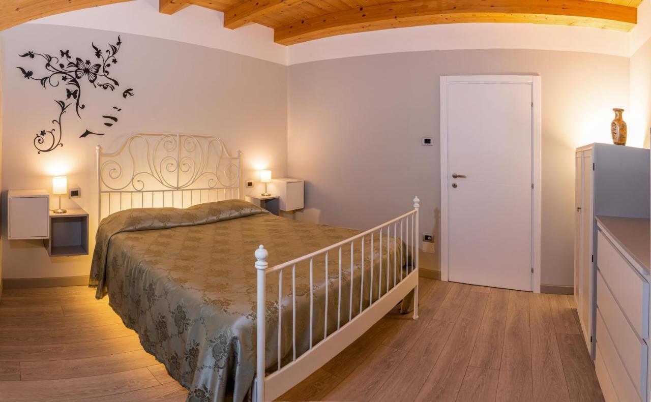 Appartamento Incantevole Con Parcheggio Privato Casteldidone Eksteriør bilde